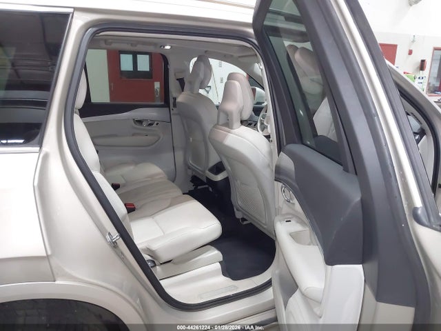 YV4102XK8G1067857 Volvo Xc90 T5 Momentum