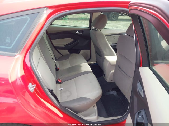 Ford FOCUS SE 2014 1FADP3K22EL260358 Image 8