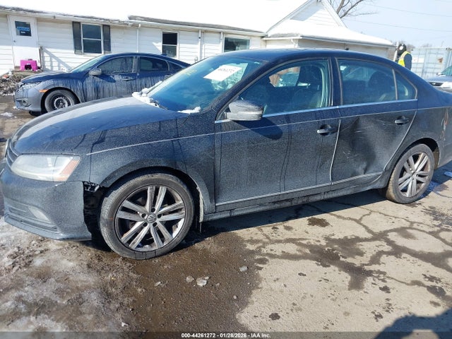 Aukcja sprzedaży 2017 Volkswagen Jetta 1.8t Sel/1.8t Sel Premium, vin: 3VWL17AJ4HM367967, numer aukcji: 44261272