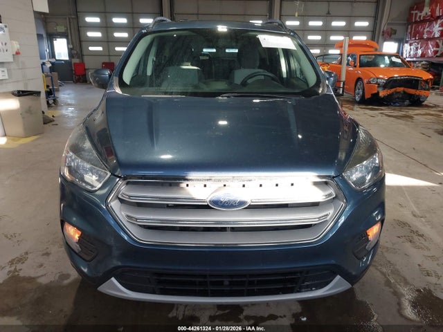 1FMCU9GD4JUB82354 Ford ESCAPE SE