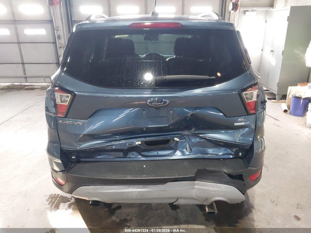 1FMCU9GD4JUB82354 Ford ESCAPE SE