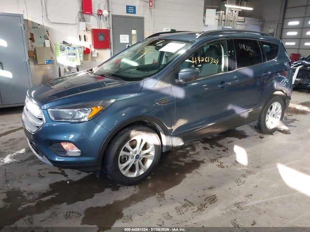 1FMCU9GD4JUB82354 Ford ESCAPE SE
