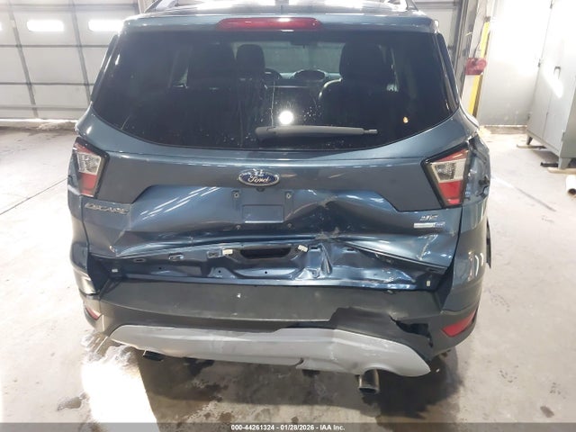 1FMCU9GD4JUB82354 Ford ESCAPE SE