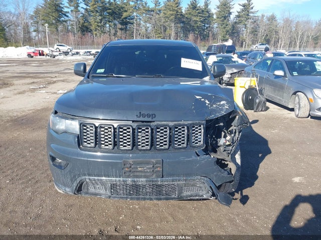 1C4RJFAGXJC294543 Jeep Grand Cherokee Altitude 4x4