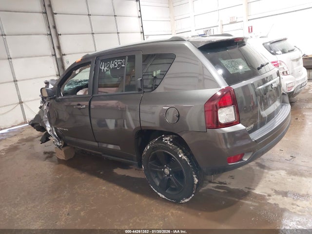 44261352 :رقم المزاد ، 1C4NJCBB0GD732571 vin ، 2016 Jeep Compass Sport مزاد بيع
