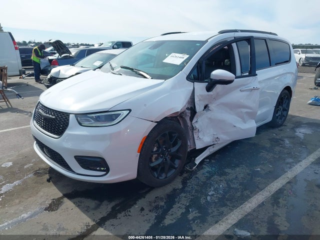 2023 CHRYSLER PACIFICA 2C4RC1BG8PR629925 Photo 1