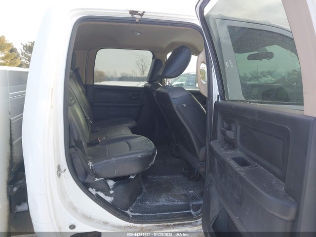 44261421 :رقم المزاد ، 3C7WR5HJ7LG268671 vin ، 2020 Ram 2500 Tradesman  4x4 8' Box مزاد بيع