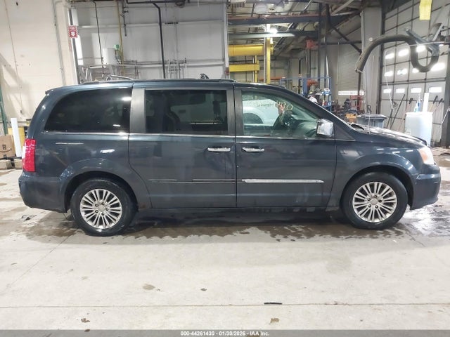 Продаж на аукціоні авто 2014 Chrysler Town & Country Touring-l, vin: 2C4RC1CGXER195440, номер лоту: 44261430