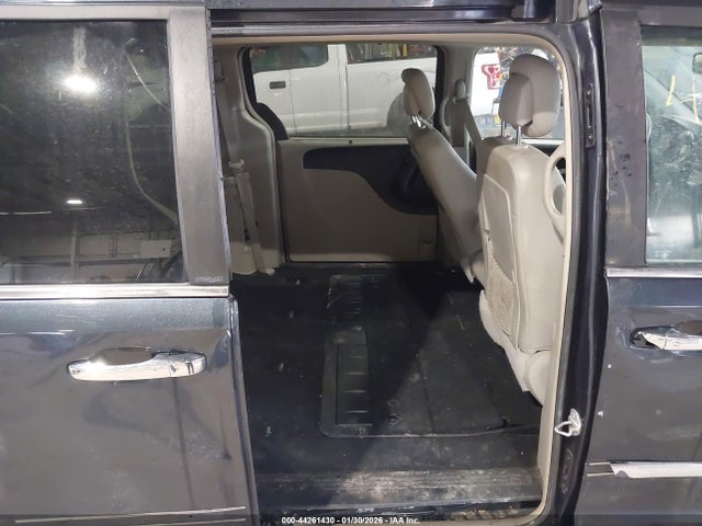 Продаж на аукціоні авто 2014 Chrysler Town & Country Touring-l, vin: 2C4RC1CGXER195440, номер лоту: 44261430