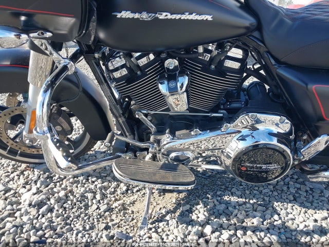 2017 HARLEY-DAVIDSON FLTRXS 1HD1KTC17HB650091 Photo 8