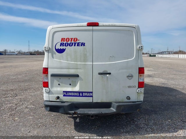 1N6BF0KL1FN805836 Nissan Nv Cargo Nv1500 S V6