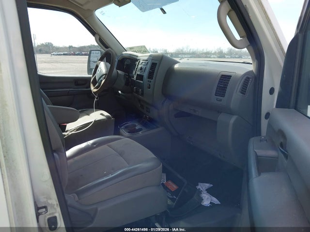 1N6BF0KL1FN805836 Nissan Nv Cargo Nv1500 S V6