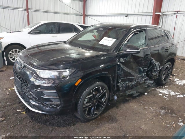 2025 VOLKSWAGEN TIGUAN 3VVLR7RM0SM050948 Photo 1