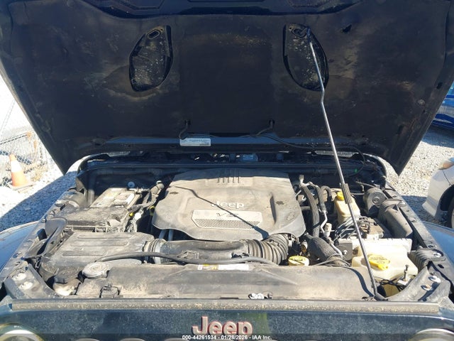 1C4GJWBGXGL240125 Jeep Wrangler 75th Anniversary