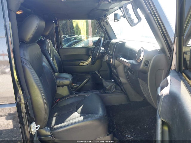 1C4GJWBGXGL240125 Jeep Wrangler 75th Anniversary
