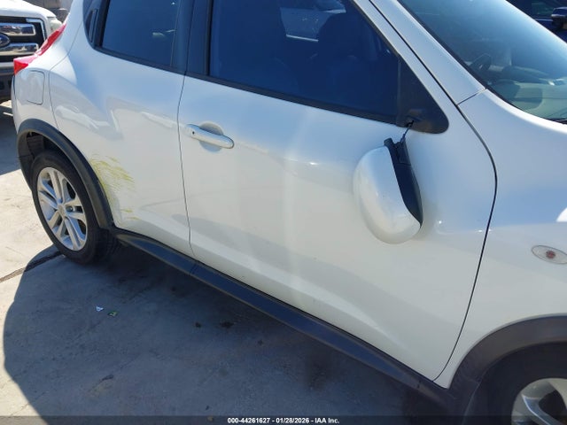 JN8AF5MR8ET451552 Nissan Juke Sv