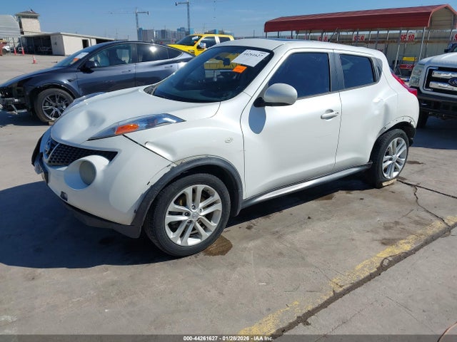 JN8AF5MR8ET451552 Nissan Juke Sv