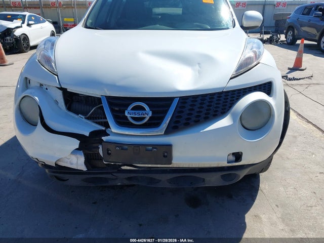 JN8AF5MR8ET451552 Nissan Juke Sv