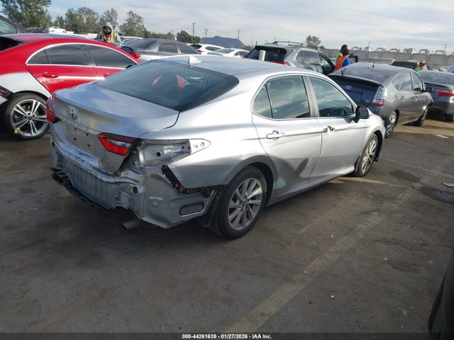 4T1C11AK2RU910637 Toyota CAMRY LE