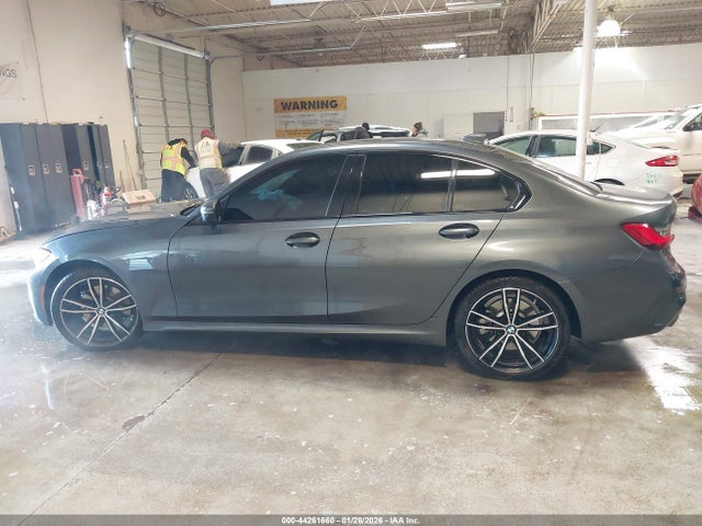 44261660 :رقم المزاد ، WBA5R7C53KAJ87448 vin ، 2019 Bmw 330i Xdrive مزاد بيع