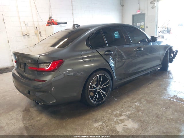 44261660 :رقم المزاد ، WBA5R7C53KAJ87448 vin ، 2019 Bmw 330i Xdrive مزاد بيع