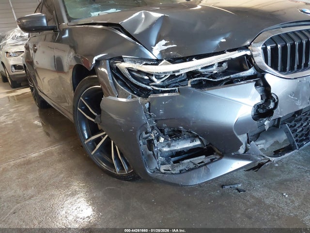 44261660 :رقم المزاد ، WBA5R7C53KAJ87448 vin ، 2019 Bmw 330i Xdrive مزاد بيع