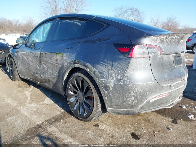 2022 TESLA MODEL Y 7SAYGDEF4NF552924 Photo 2