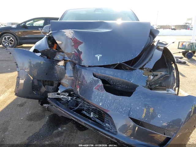 2022 TESLA MODEL Y 7SAYGDEF4NF552924 Photo 5
