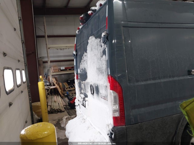 44261767 :رقم المزاد ، 3C6MRVJG1ME571355 vin ، 2021 Ram Promaster 3500 Cargo Van High Roof 159 Wb Ext مزاد بيع