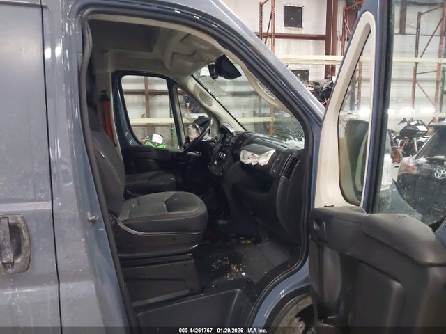 44261767 :رقم المزاد ، 3C6MRVJG1ME571355 vin ، 2021 Ram Promaster 3500 Cargo Van High Roof 159 Wb Ext مزاد بيع