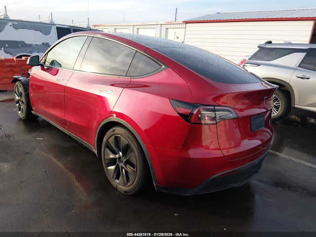 2025 TESLA MODEL Y 7SAYGDED5SA371970 Photo 2
