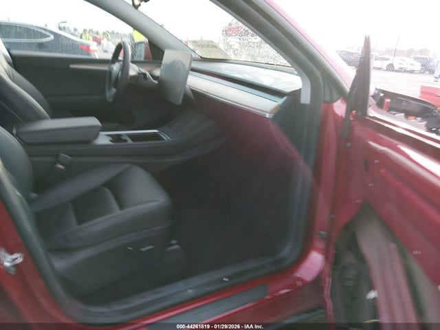 2025 TESLA MODEL Y 7SAYGDED5SA371970 Photo 4