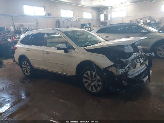 Продажа на аукционе авто 2017 Subaru Outback 3.6r Touring, vin: 4S4BSETC5H3301553, номер лота: 44261838