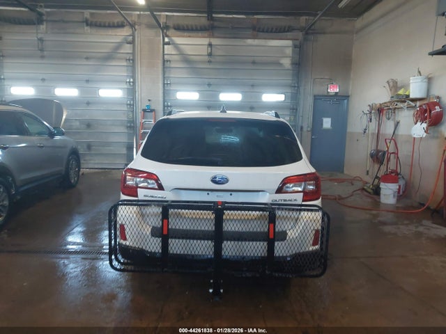 Продажа на аукционе авто 2017 Subaru Outback 3.6r Touring, vin: 4S4BSETC5H3301553, номер лота: 44261838