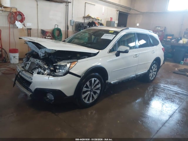 Продажа на аукционе авто 2017 Subaru Outback 3.6r Touring, vin: 4S4BSETC5H3301553, номер лота: 44261838
