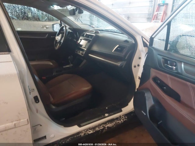 Продажа на аукционе авто 2017 Subaru Outback 3.6r Touring, vin: 4S4BSETC5H3301553, номер лота: 44261838
