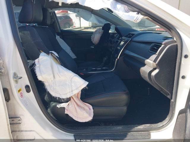 4T1BF1FK0GU134317 Toyota CAMRY SE