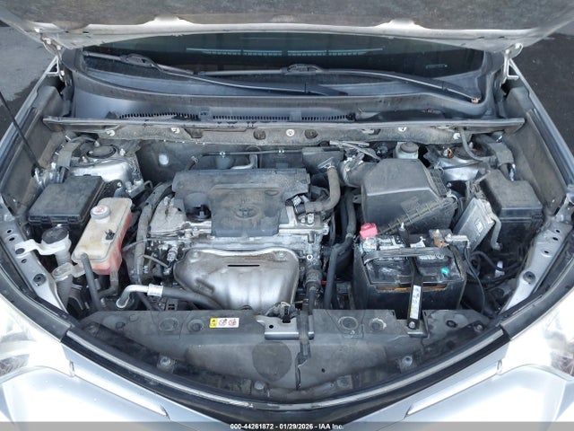 JTMWFREV4JJ192794 Toyota Rav4 Xle