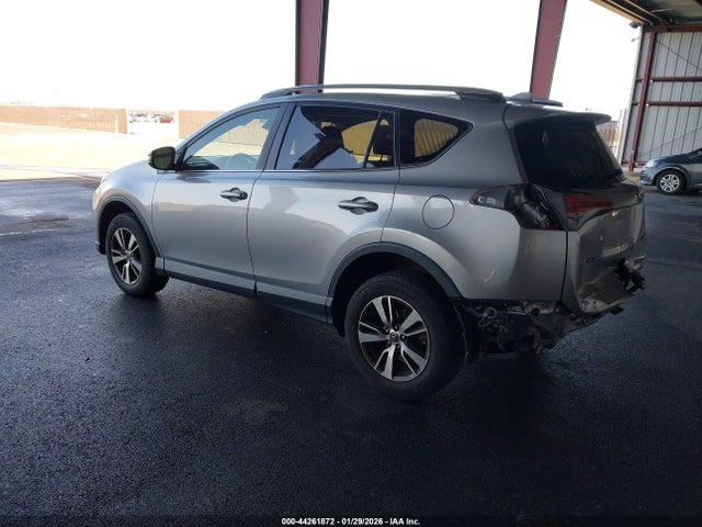 JTMWFREV4JJ192794 Toyota Rav4 Xle