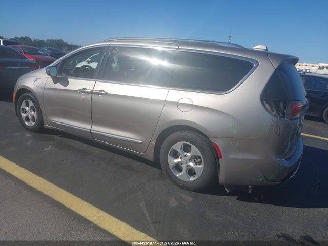 Aukcja sprzedaży 2018 Chrysler Pacifica Hybrid Limited, vin: 2C4RC1N72JR236814, numer aukcji: 44261877