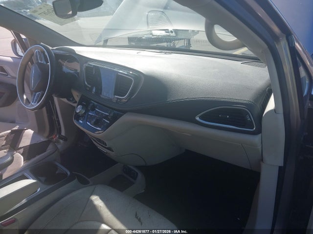 Aukcja sprzedaży 2018 Chrysler Pacifica Hybrid Limited, vin: 2C4RC1N72JR236814, numer aukcji: 44261877