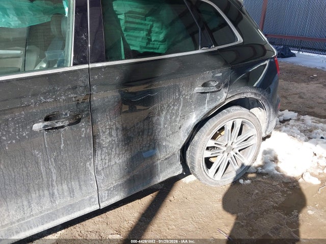 2019 AUDI SQ5 WA1A4AFY6K2086136 Photo 5
