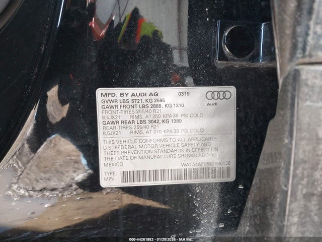 2019 AUDI SQ5 WA1A4AFY6K2086136 Photo 8