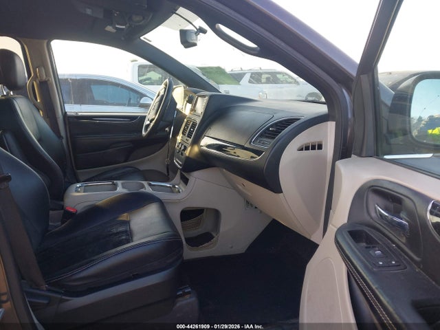 Продаж на аукціоні авто 2017 Dodge Grand Caravan Sxt, vin: 2C4RDGCG6HR724483, номер лоту: 44261909