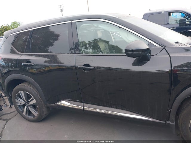 5N1BT3CA9PC833662 Nissan Rogue Sl Fwd