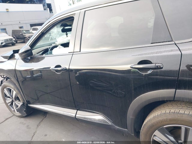 5N1BT3CA9PC833662 Nissan Rogue Sl Fwd