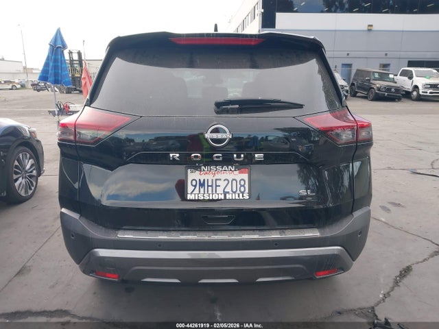 5N1BT3CA9PC833662 Nissan Rogue Sl Fwd
