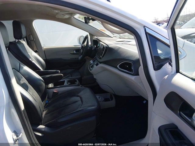 2C4RC1BG3NR179291 Chrysler Pacifica Touring L