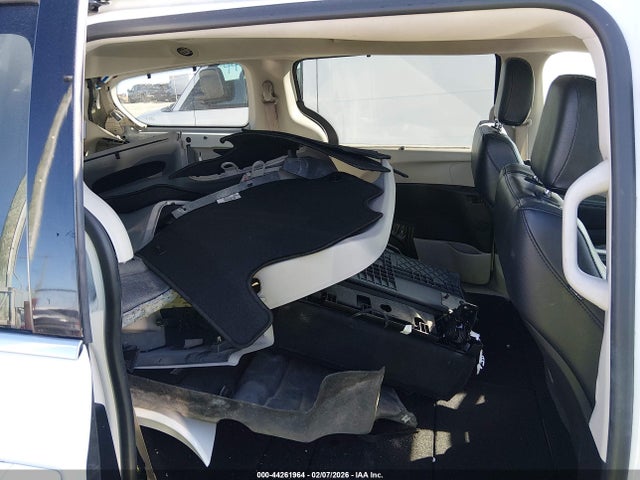 2C4RC1BG3NR179291 Chrysler Pacifica Touring L