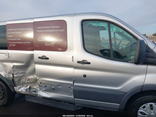 1FMZK1ZM9FKB23043 Ford Transit-150 Xlt